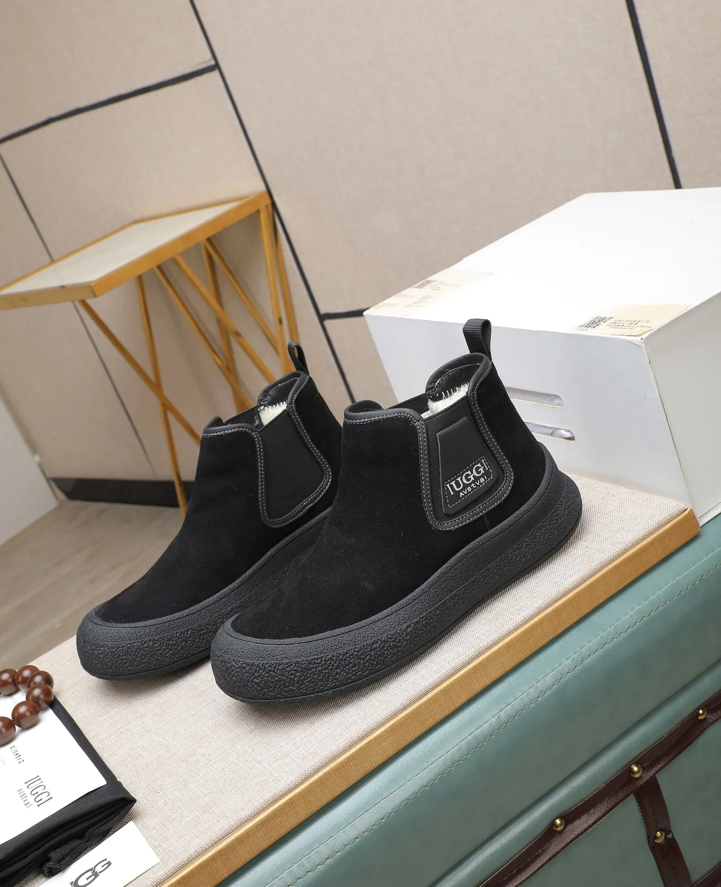 Men's shoes 💰580 IUGGI new retro presbyopia men's shoes, casual and versatile, full of high-end sense, fashionable, luxury and personalized style, joint model, retro presbyopia factor, full of handsome style, first layer suede cowhide, lining wool, rubber outsole, light and non-slip size: 39-44